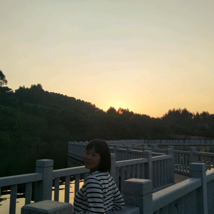 晚霞似锦
