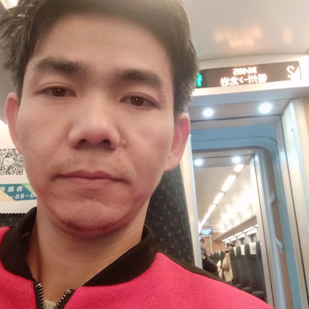 草莓大叔