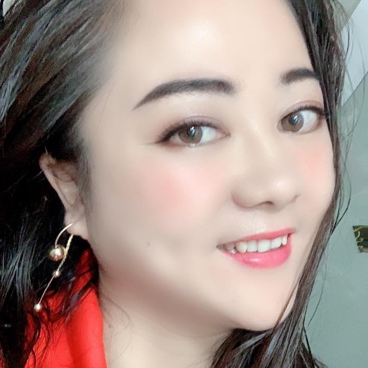 锅巴女王（金屋藏娇白云飘飘）