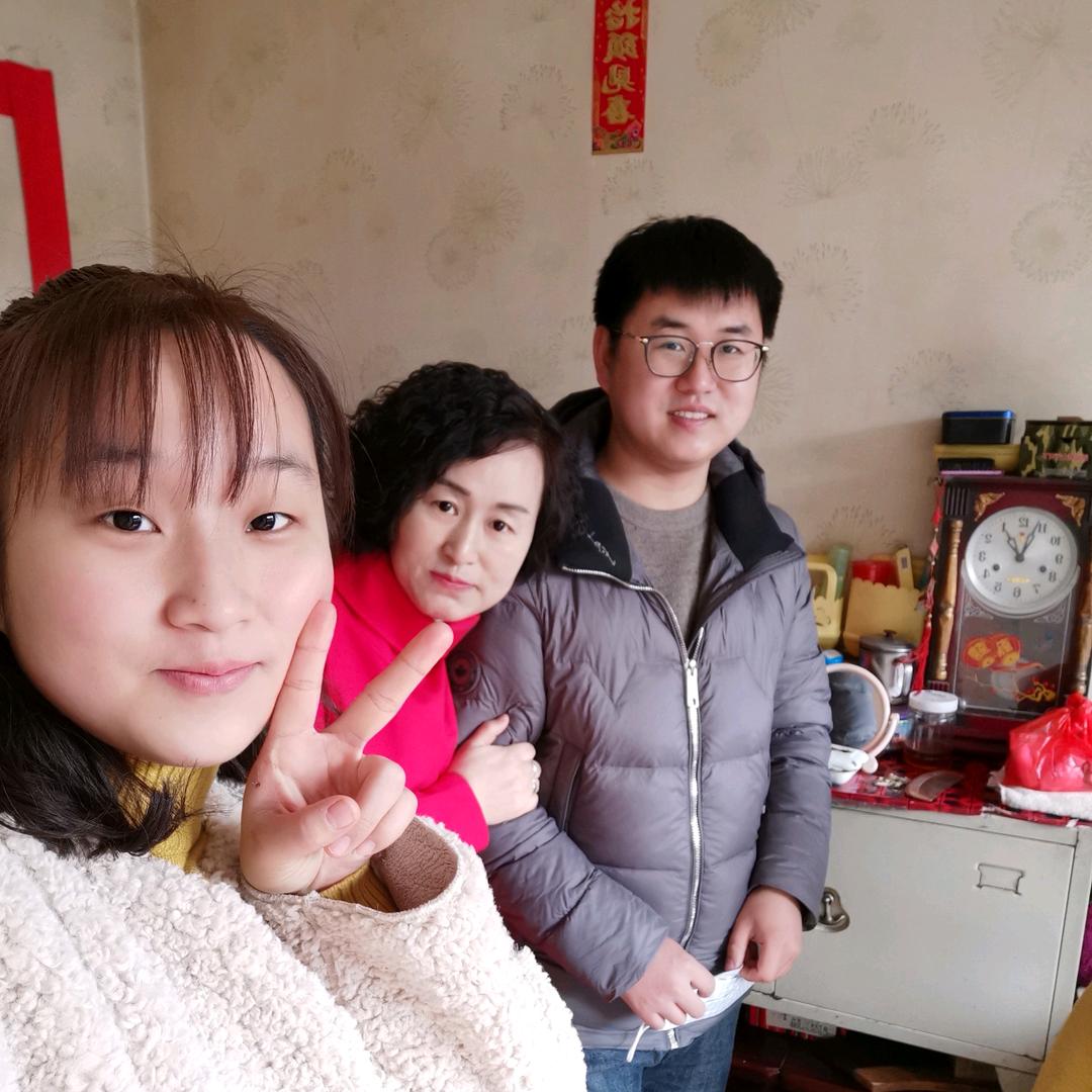 交城名都靓姿女装