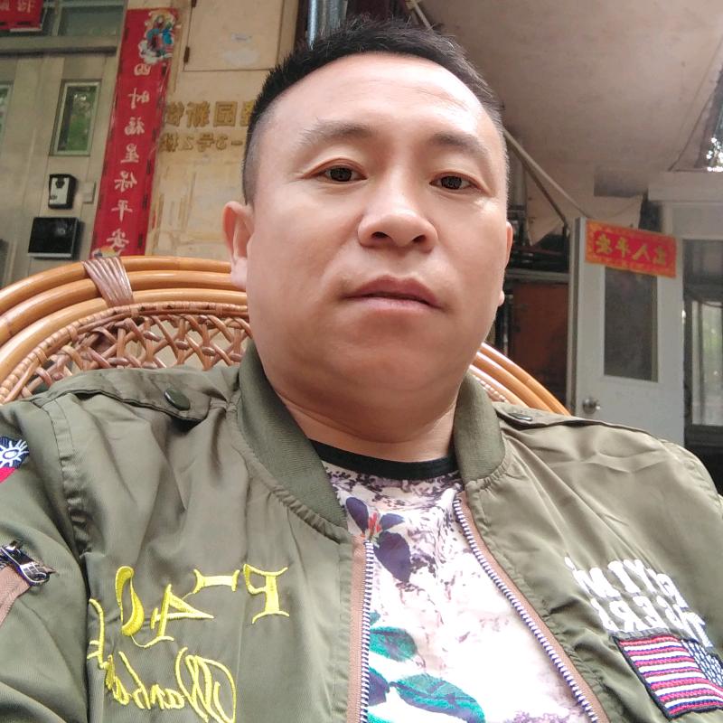龙 哥