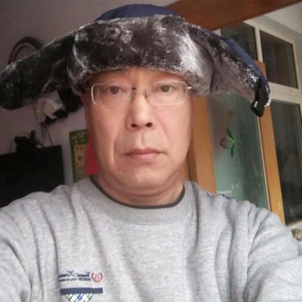 红罗山上二大爷