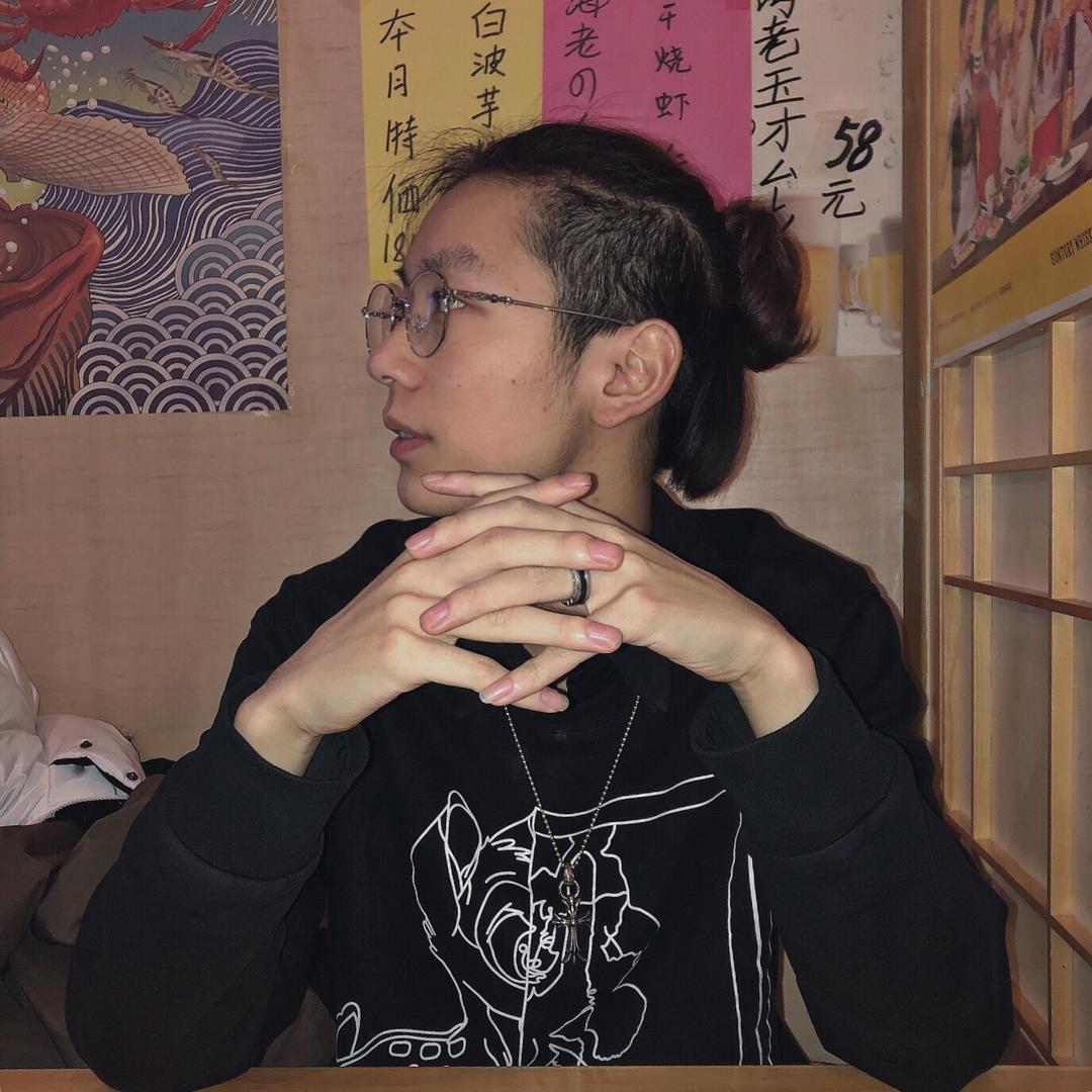 嘉铮