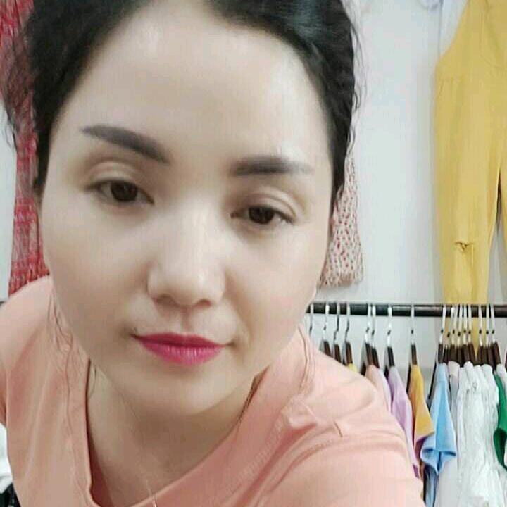 吴秋财女装店