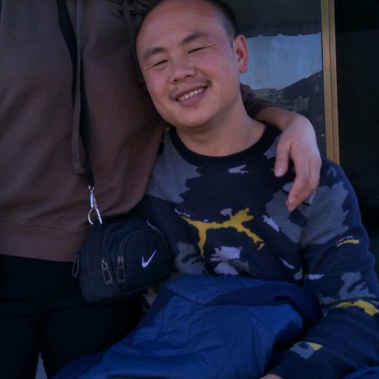 至少拼搏！