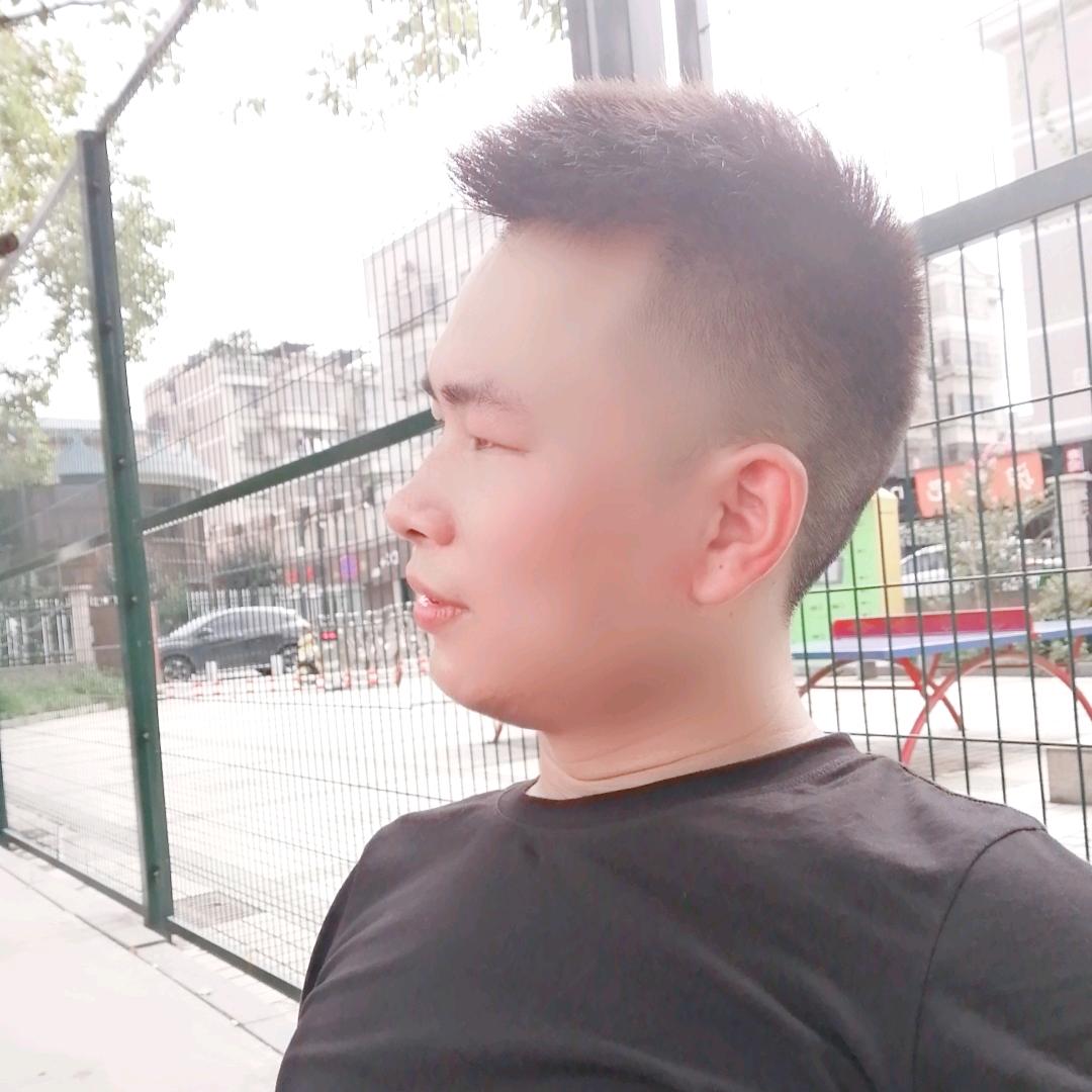 峻武爸爸（餐饮人）