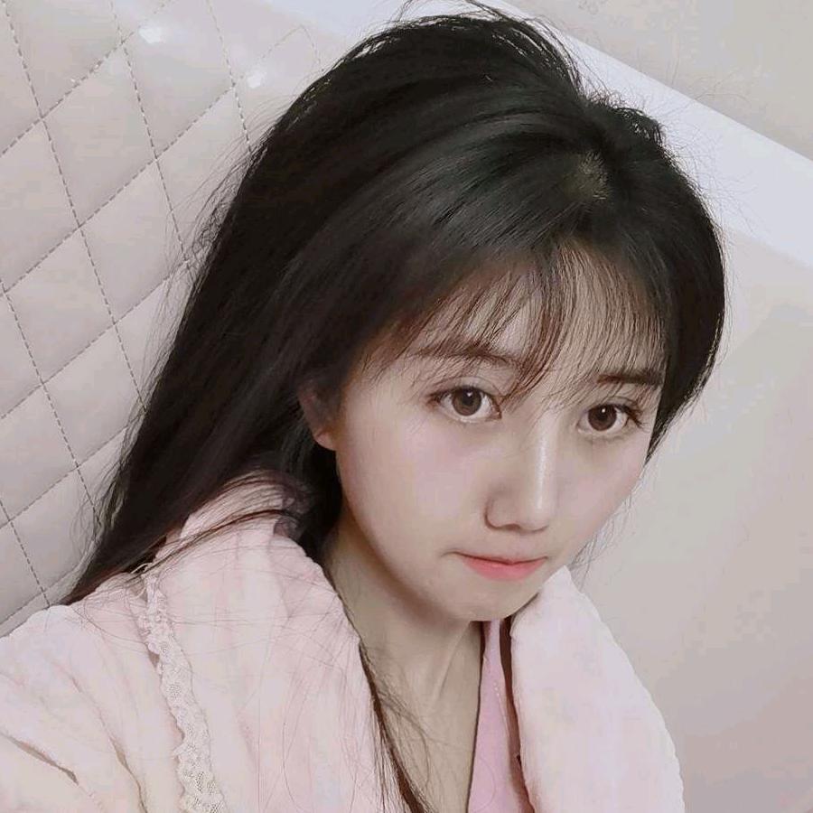 螺蛳湾源头厂家批发服装梁小姐