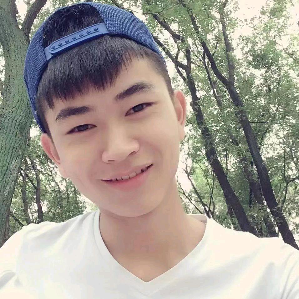 👀小呀么小石头🤙