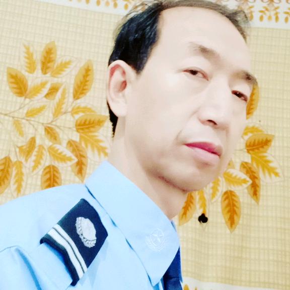 山不转河转河不转水相连