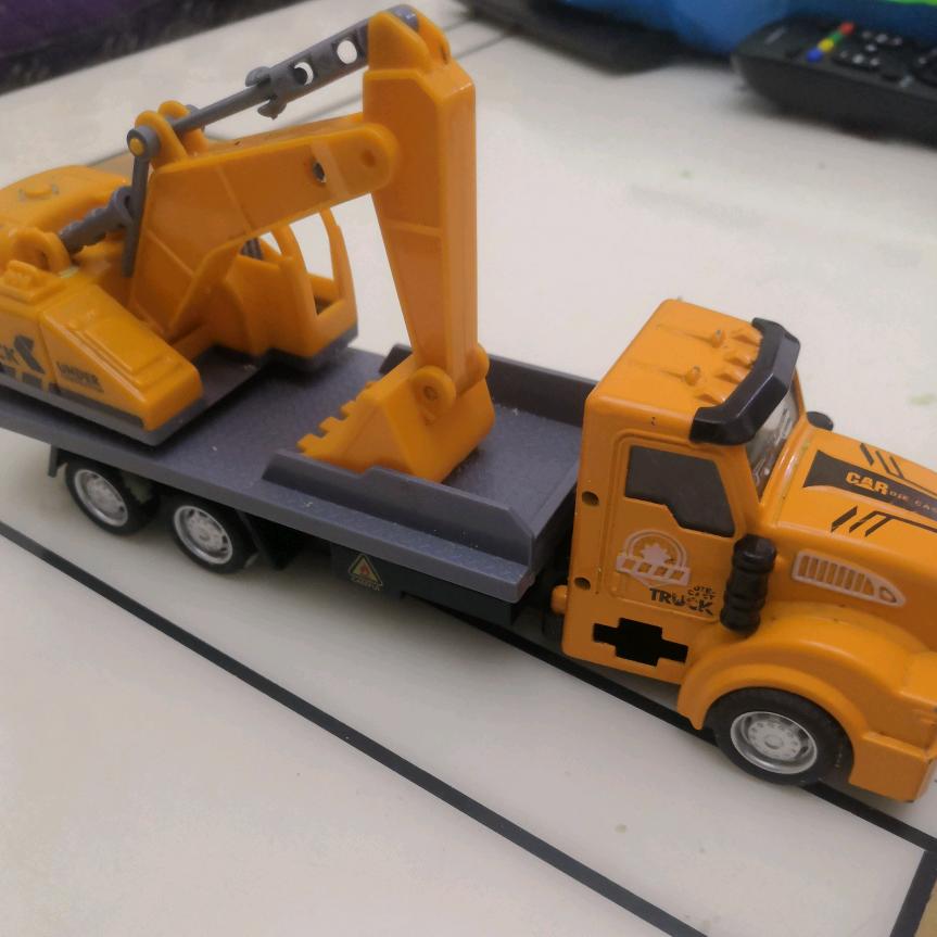 玩具车