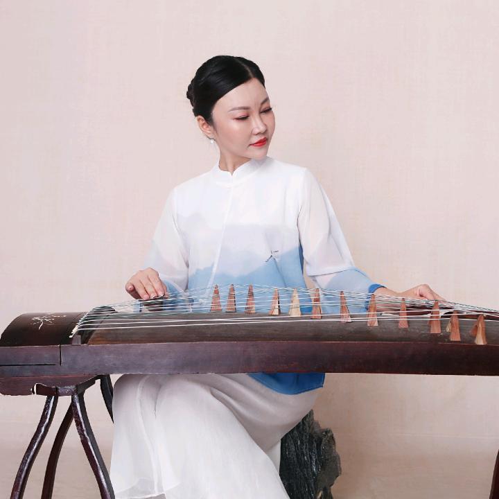 王一帆(江南女子）