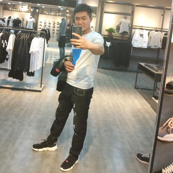 汽修小何🔧，道路救援，车辆年检审验