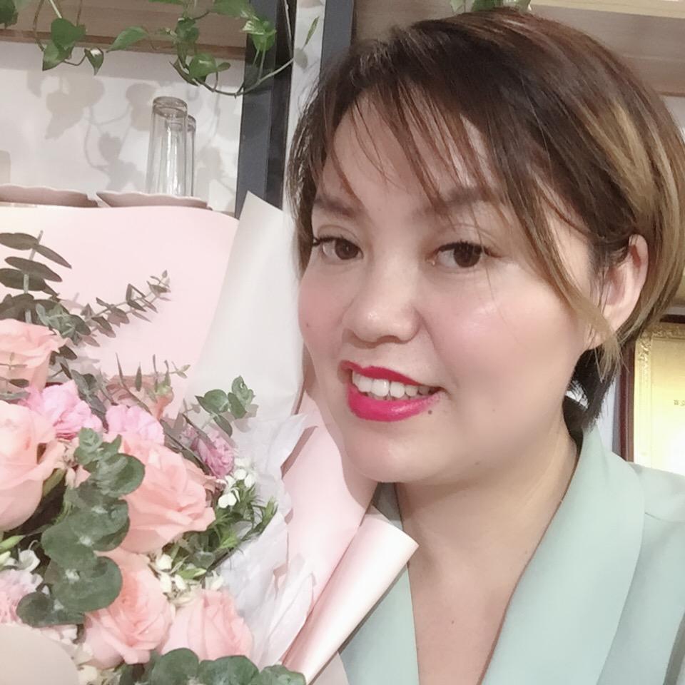 @邹邹
