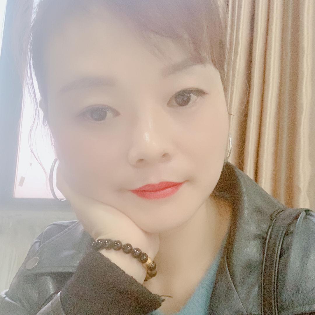 蓝琪儿🍭 🍭 🍭