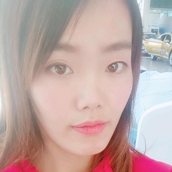 李薇
