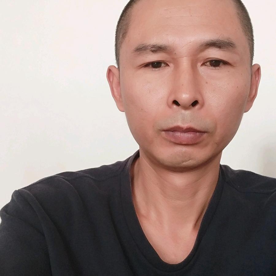世间一俗人
