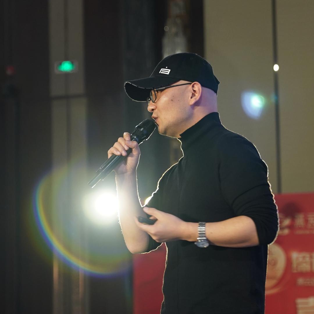 勇哥-登玥华康