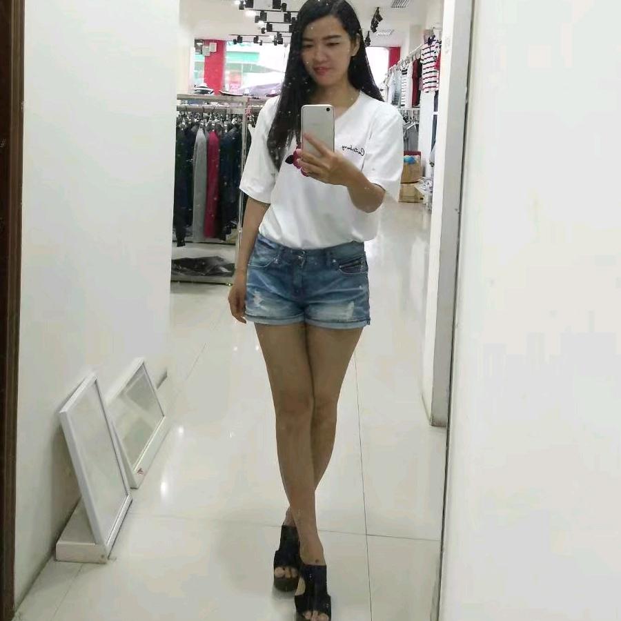 @易美