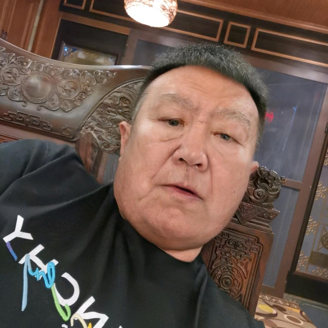 我先吃个水果