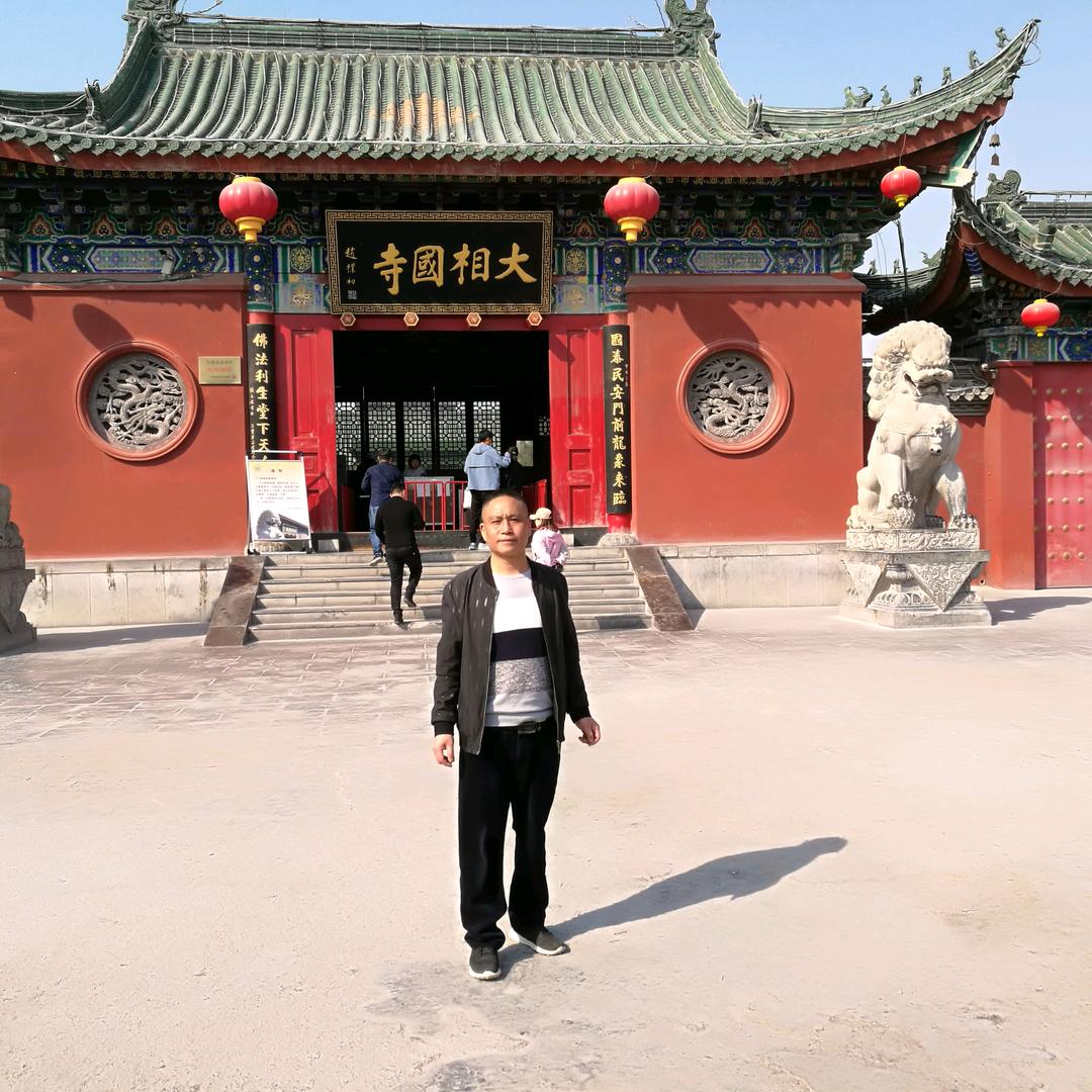 用户3458139045718黄仁雄