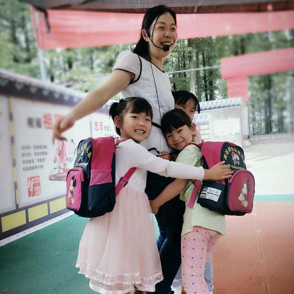 兴星艺术李老师