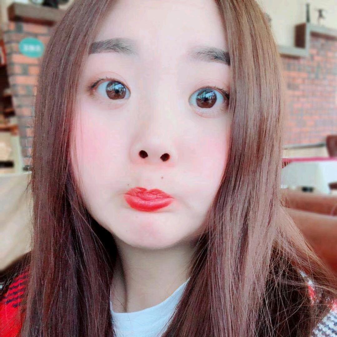 陆玥浠的美少女妈咪