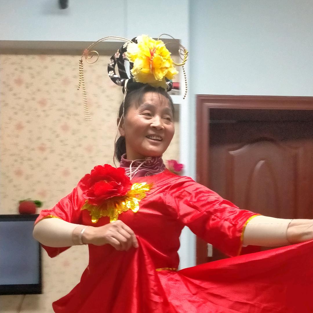 吴锡琼