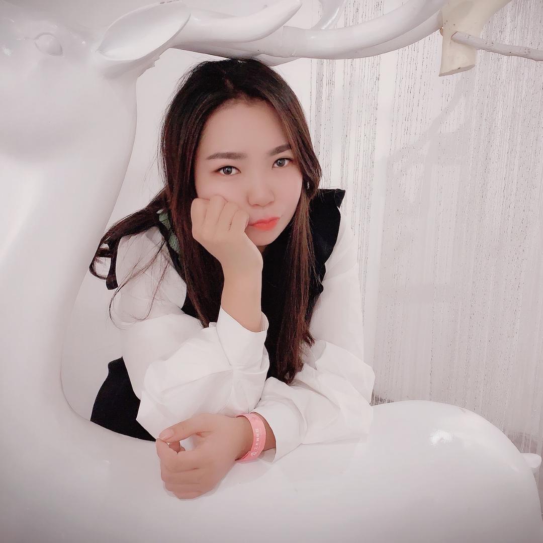 何小月🌛