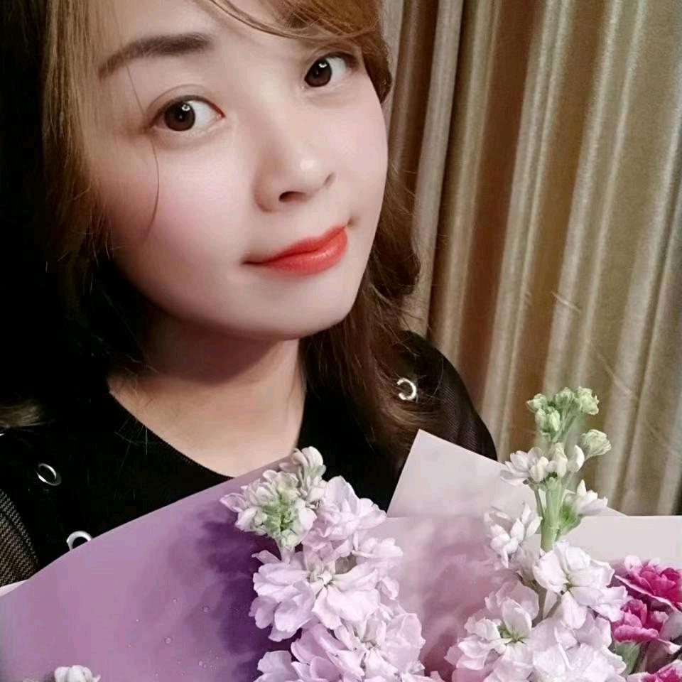郊尾炼茹女装