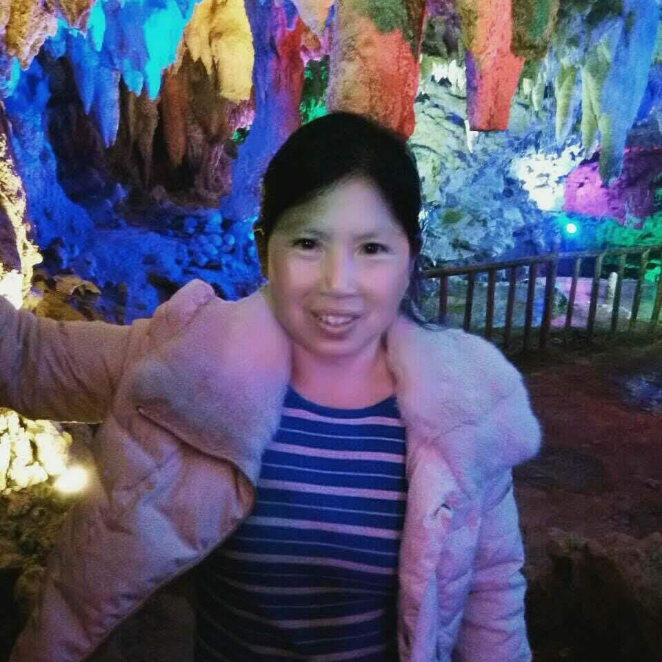 开心的朱姐朱光芬