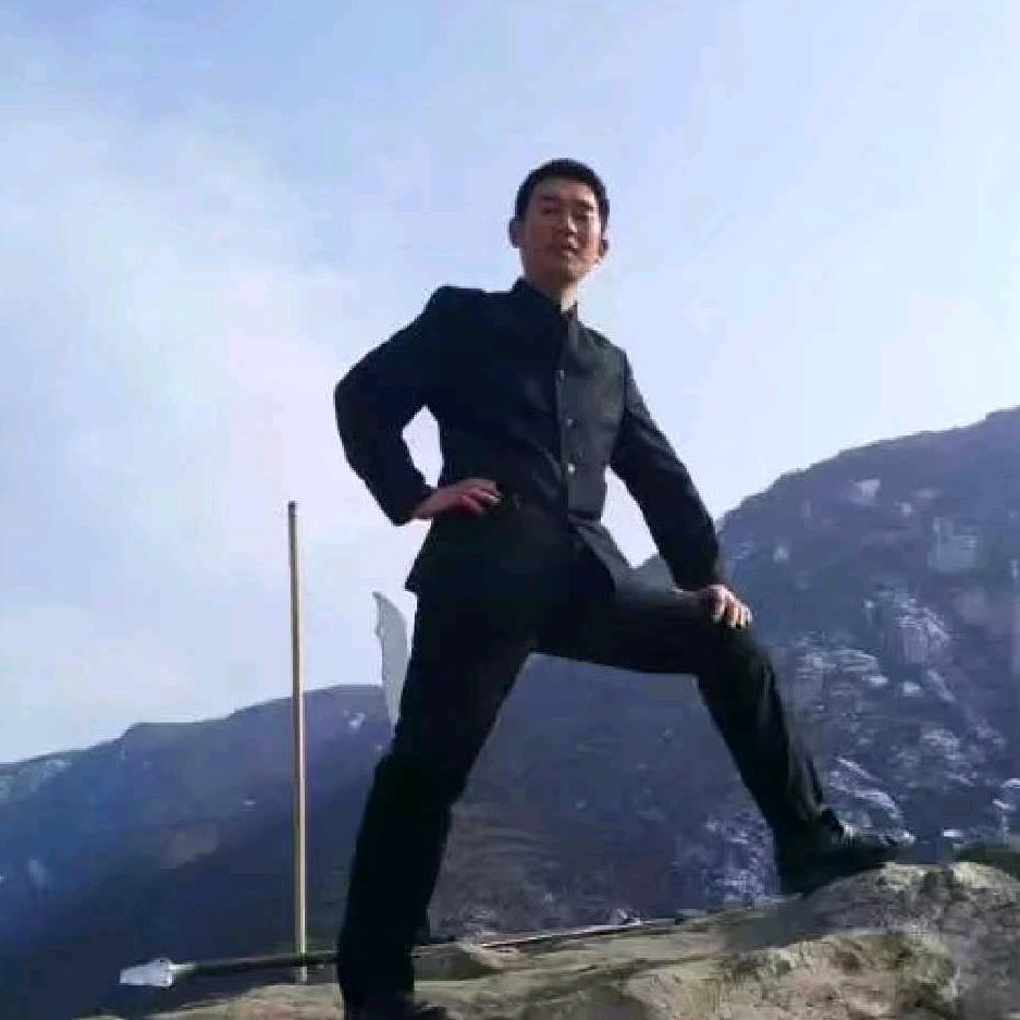 历奇