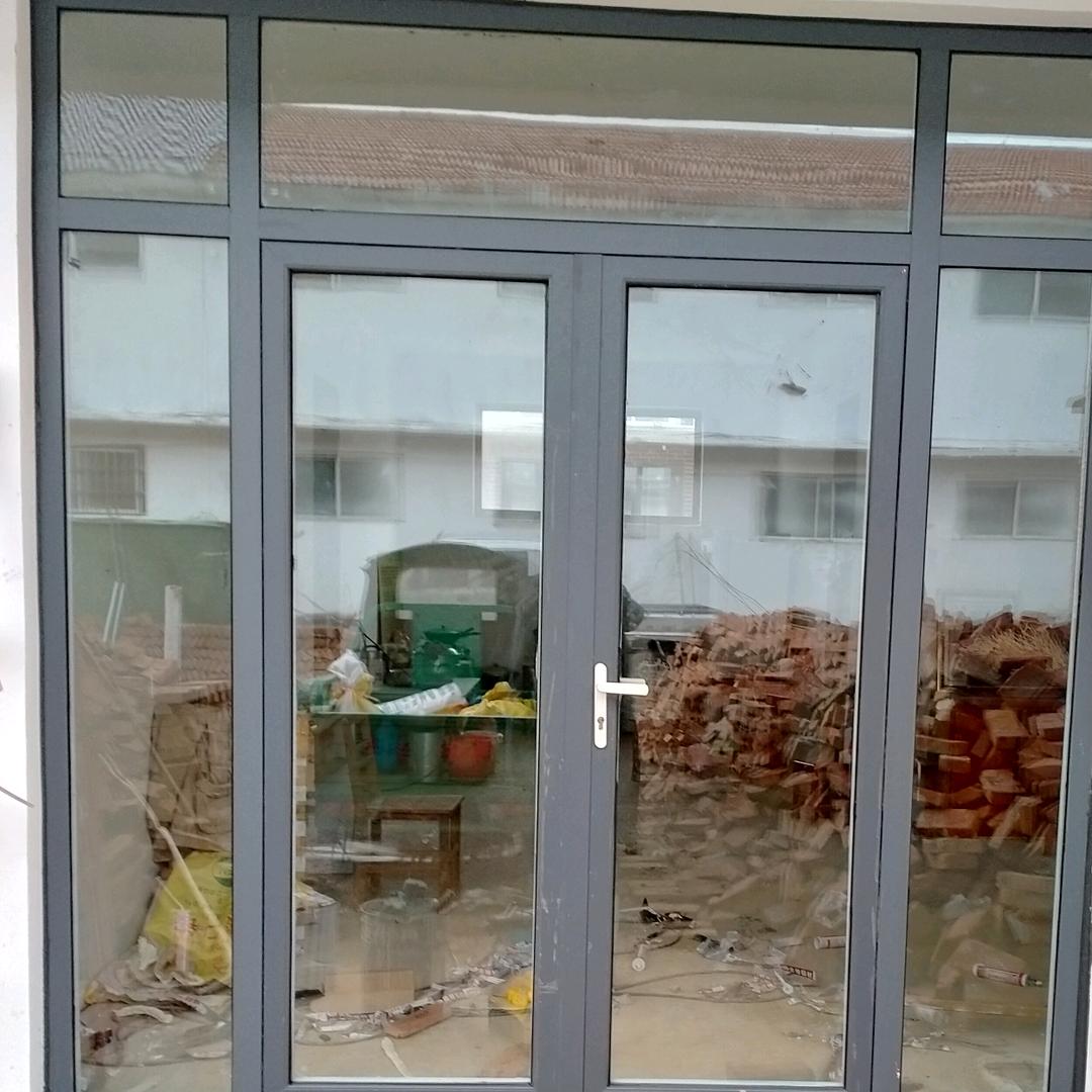 369启越断桥铝门窗批发