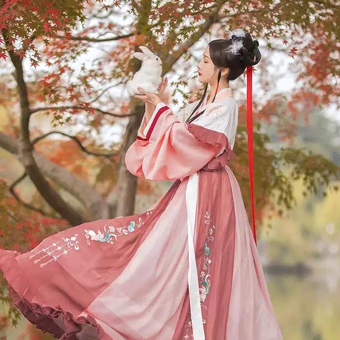 喜婆婆婚宴礼服