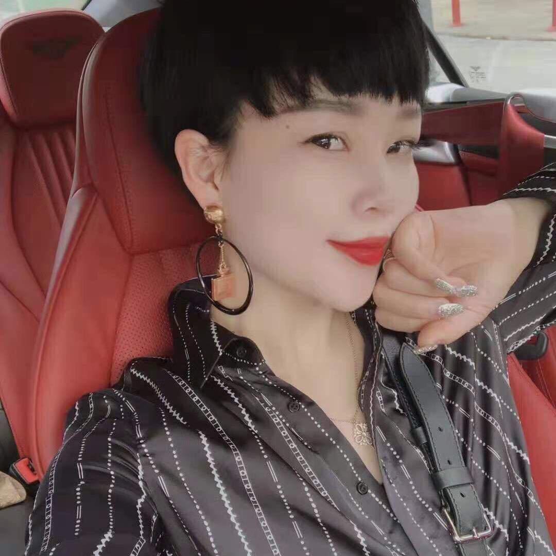 陈晶杭州女装👚