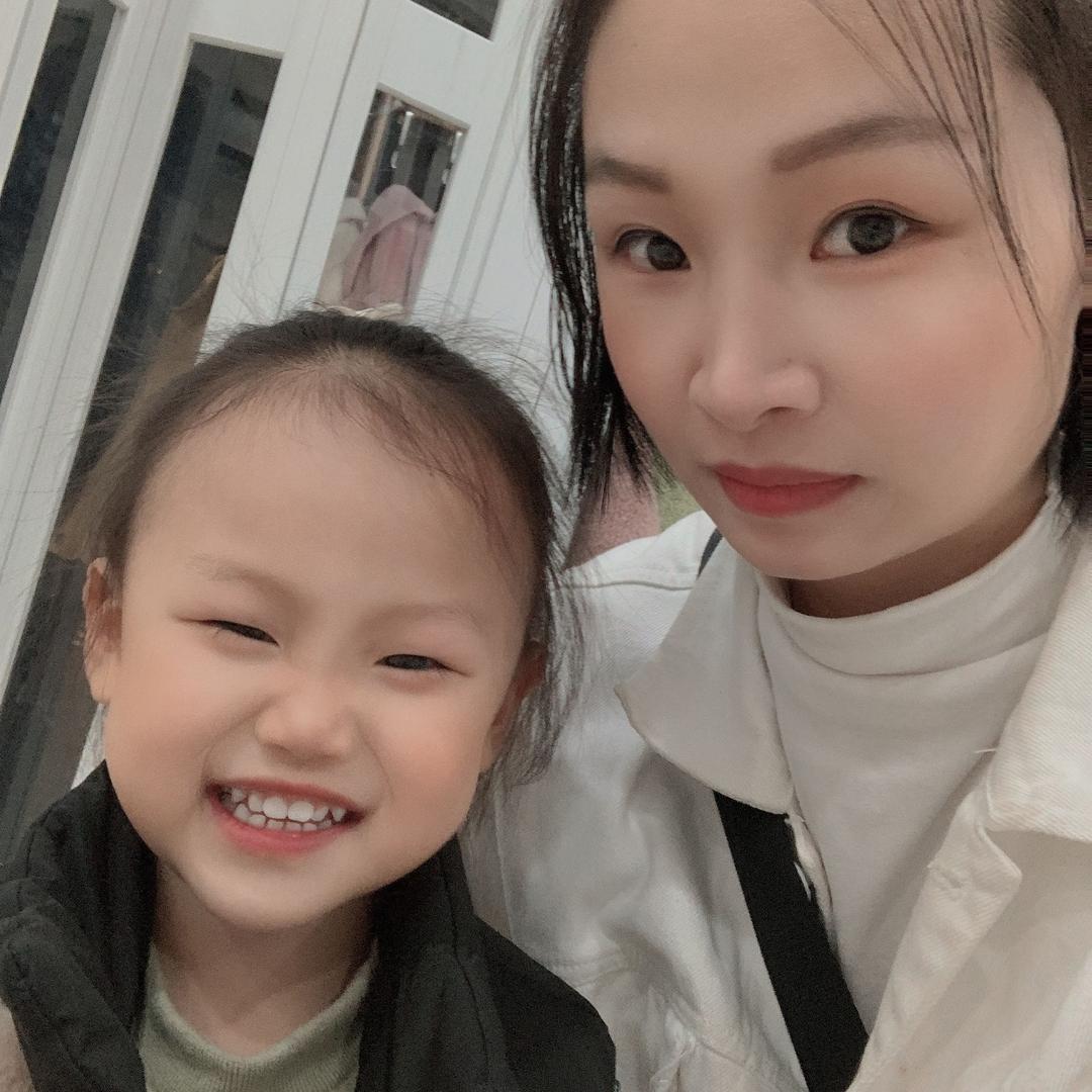 武汉武汉     同班同学