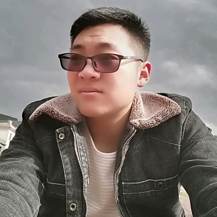 嵩明汽修宏之星