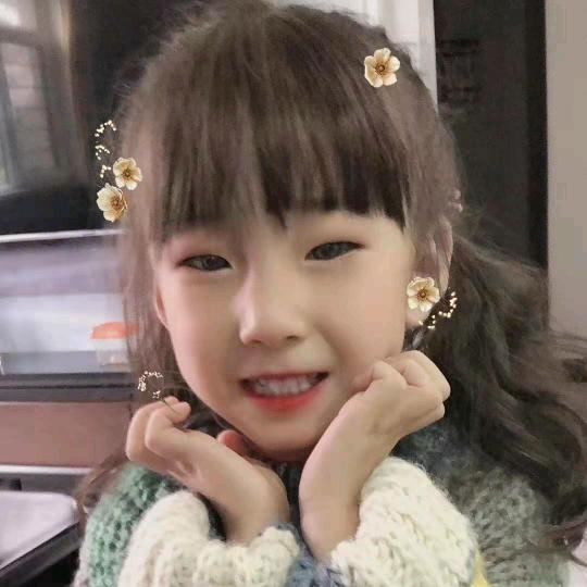 闹闹和朵朵的奶奶