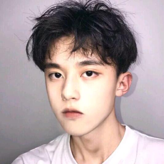 王 海 涛