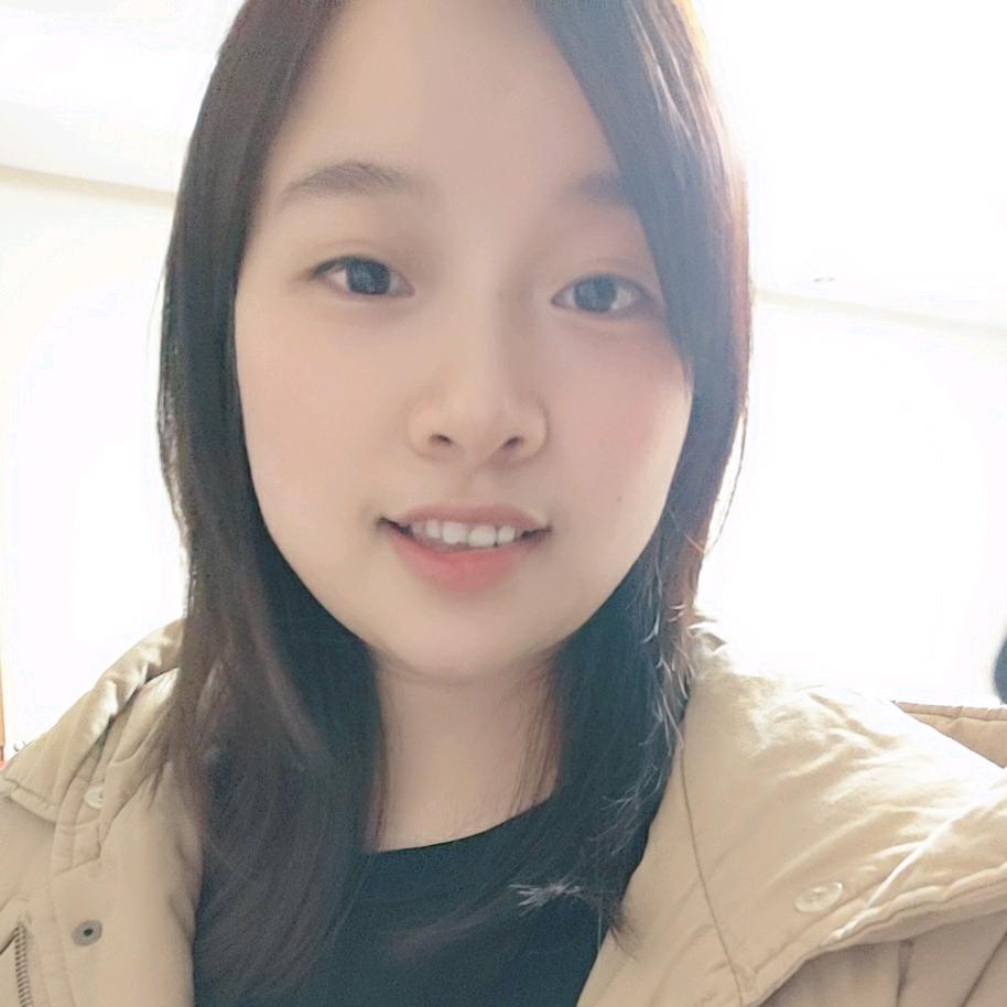 芮羽爱读书
