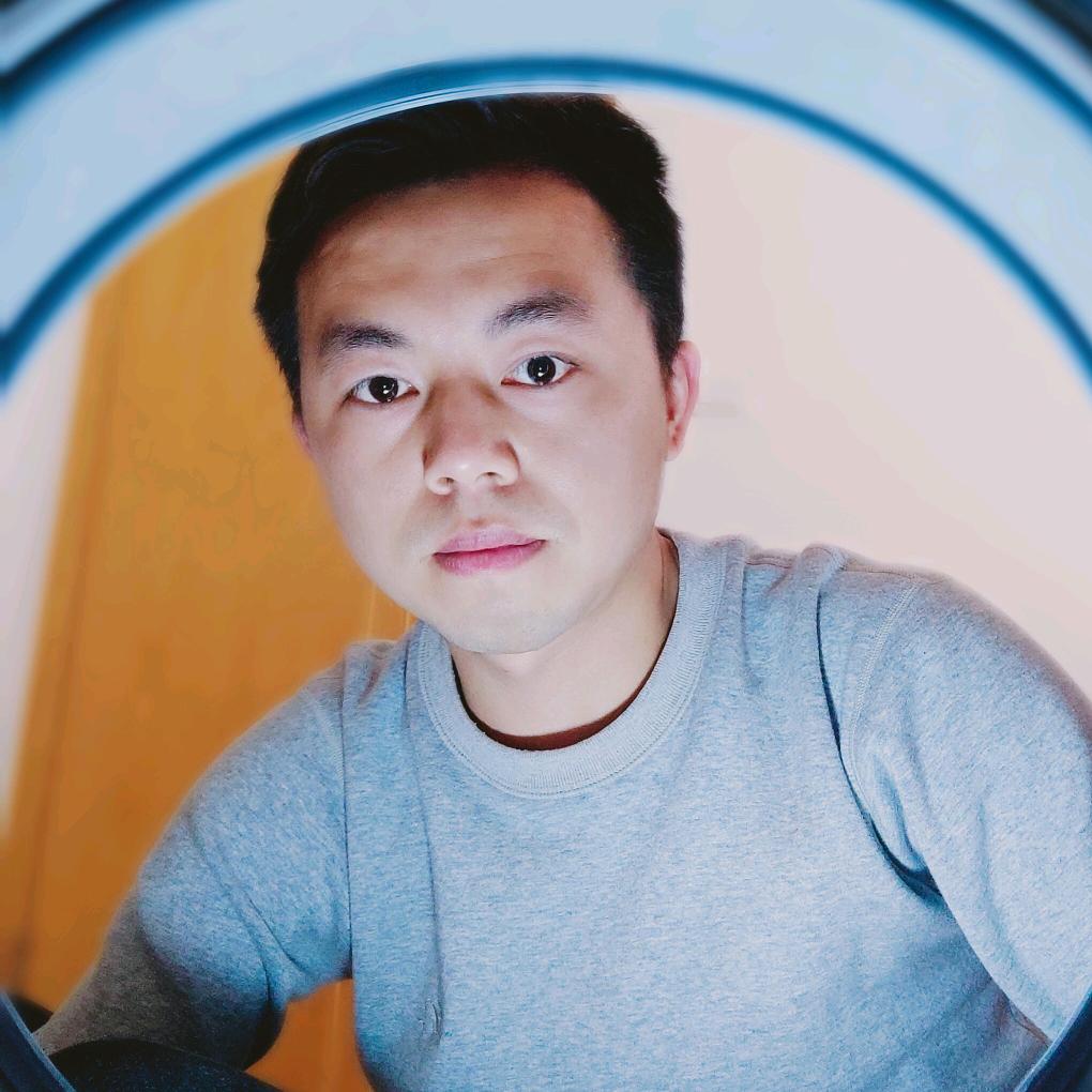 潼潼爸