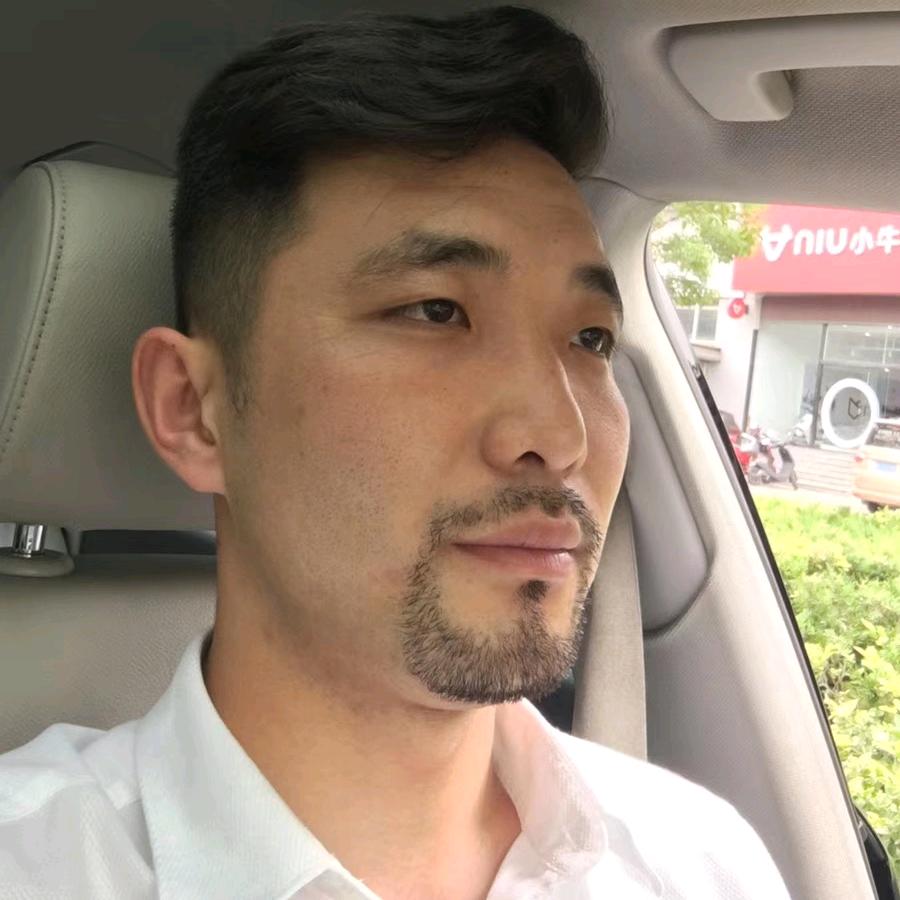 星乃驰瑕疵车小李