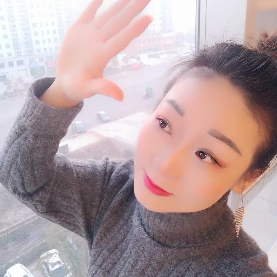 固始县胡族紫澜门服装店