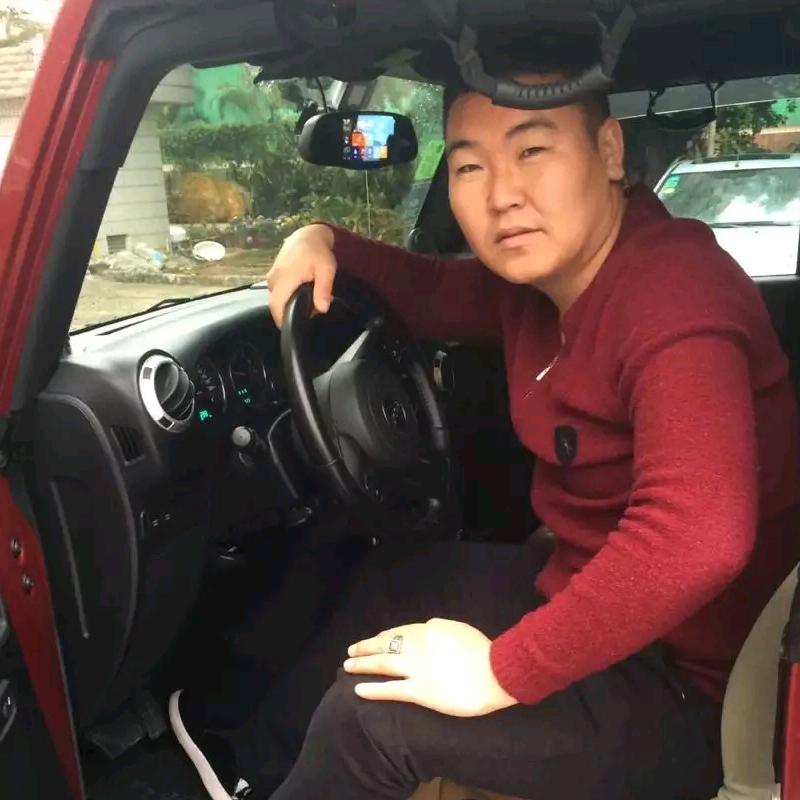 叼鹰