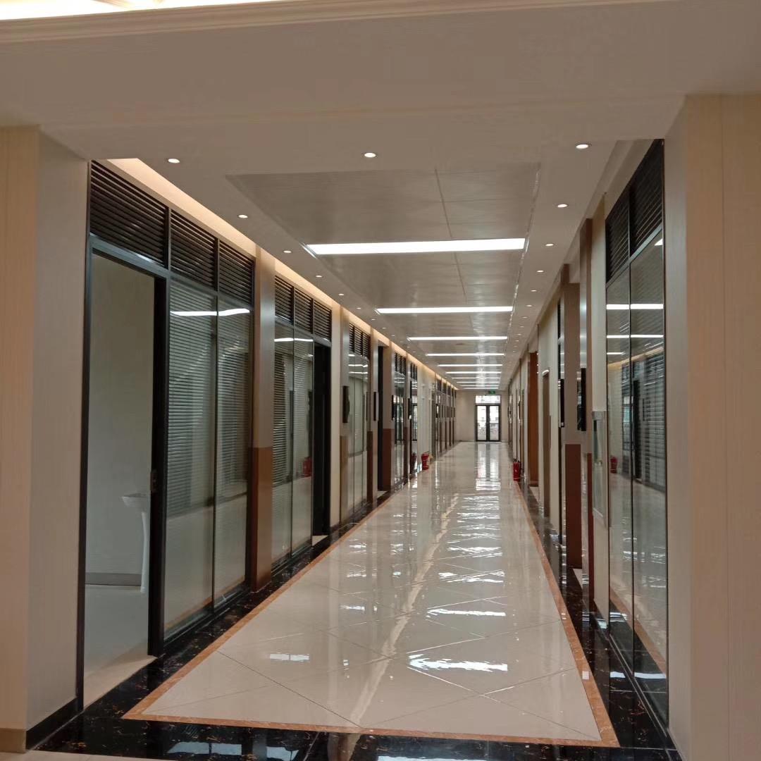 兰州办公玻璃隔断厂家-时代逸科
