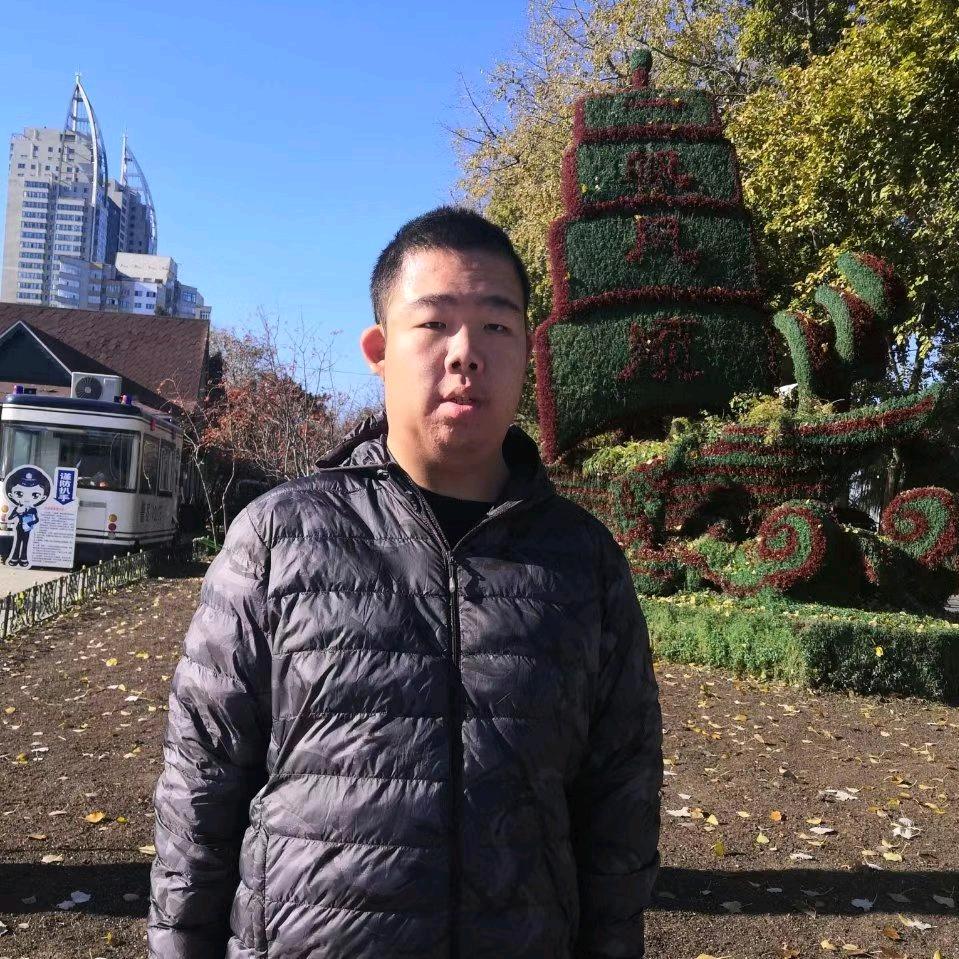 由奢入俭