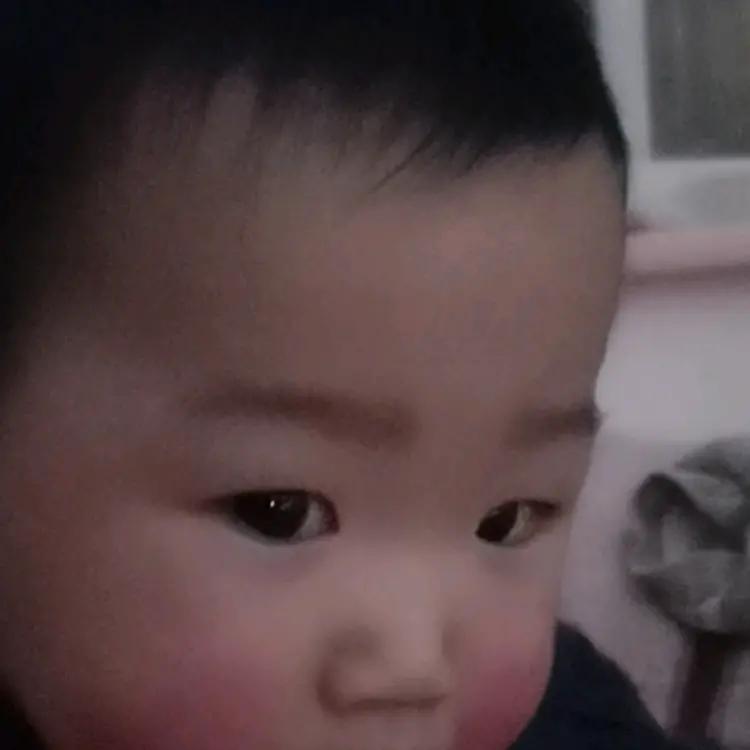 月亮。