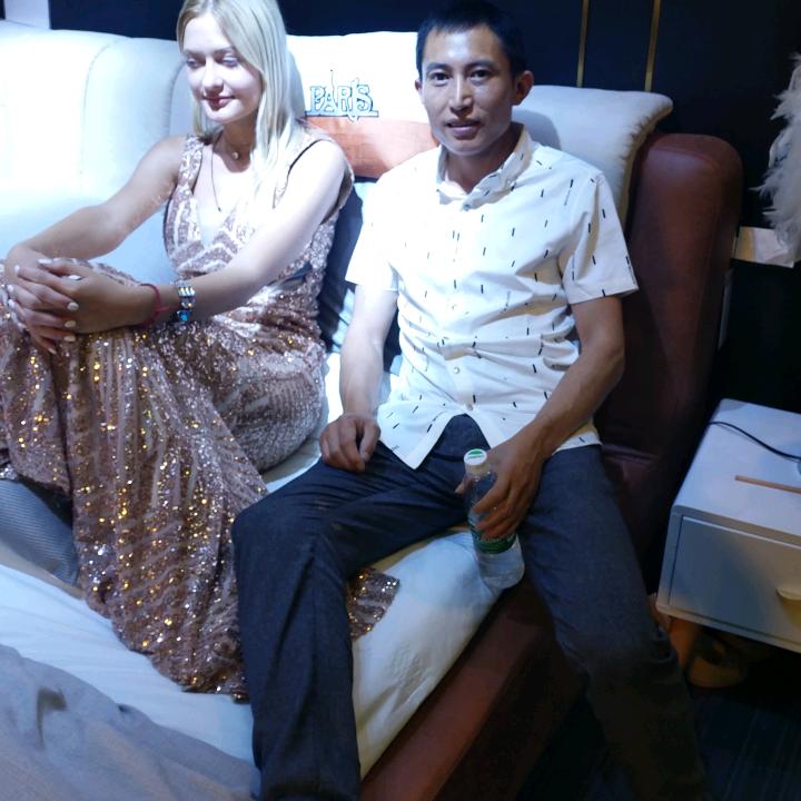 砚山盛源家私城