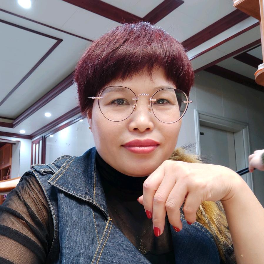 浦北阳光贝贝奶粉店斯斯姐姐