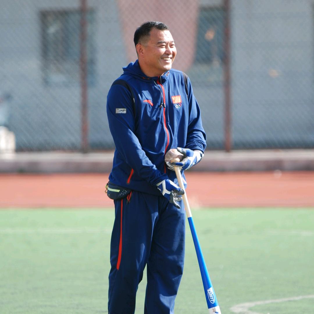 王小东
