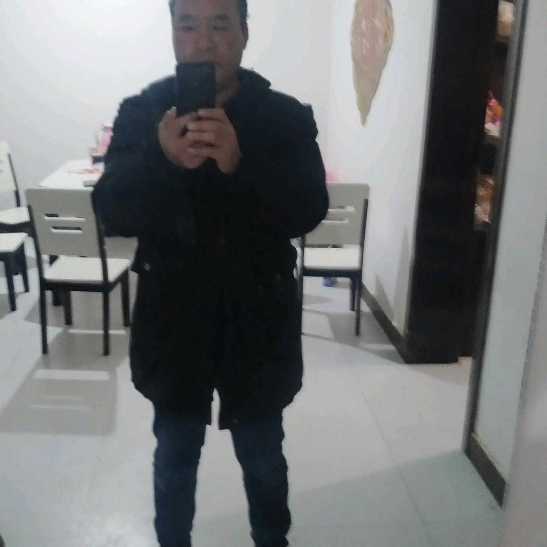 大量回收大型制冷机组，大小空调，